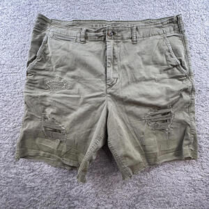 American Eagle Classic Men's Casual Distressed Olive Green Shorts